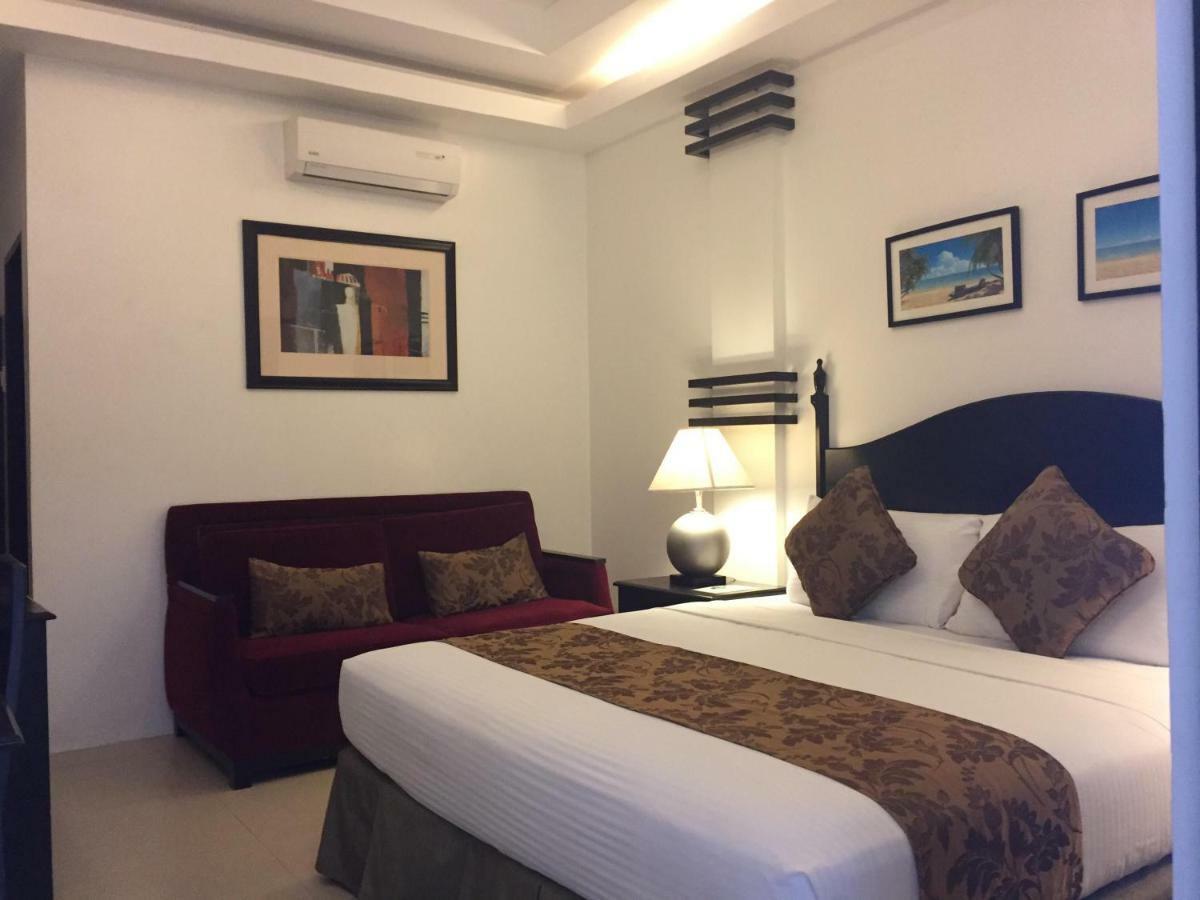Chateau De Boracay Balabag  Eksteriør billede
