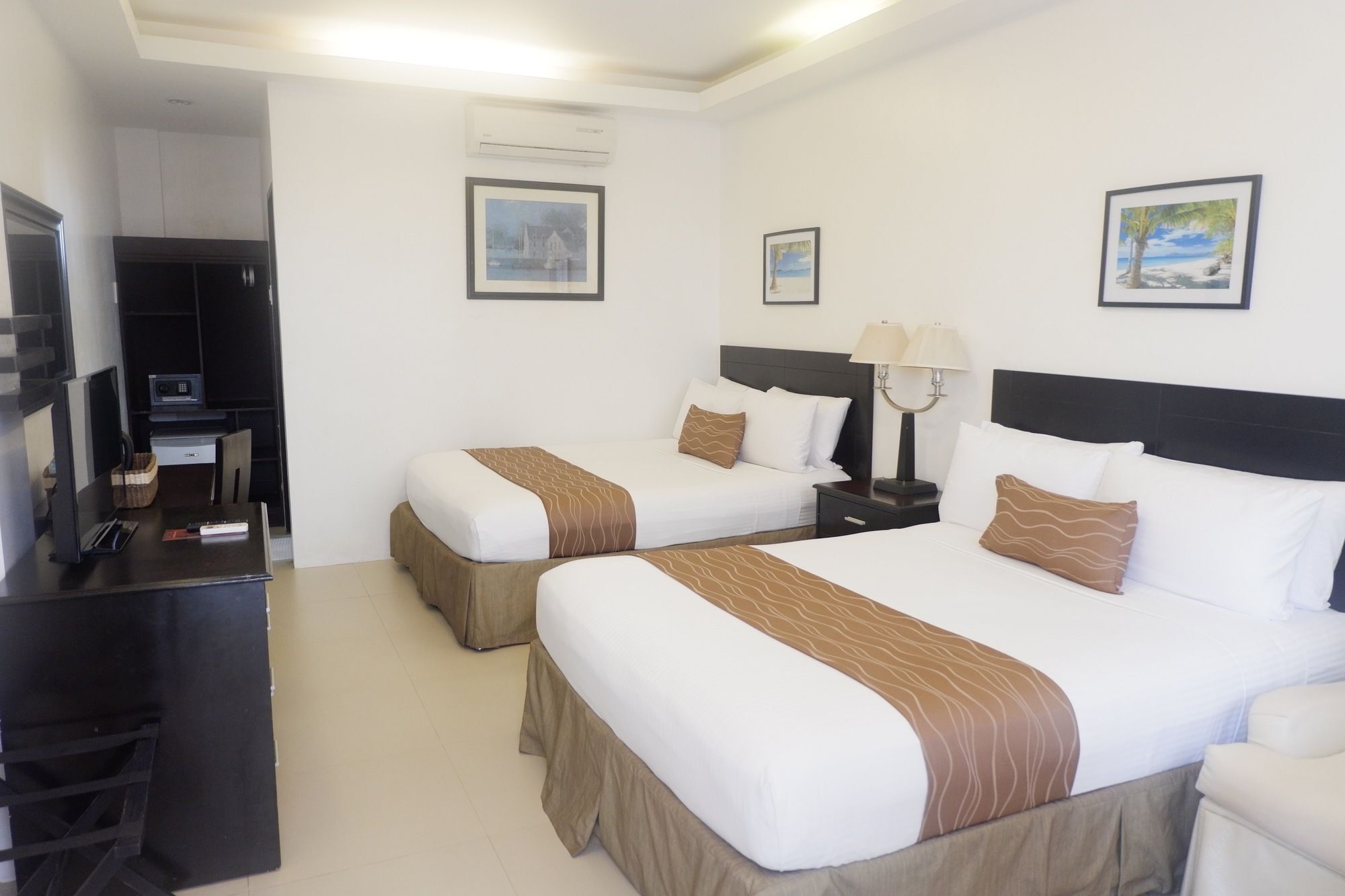 Chateau De Boracay Balabag  Eksteriør billede